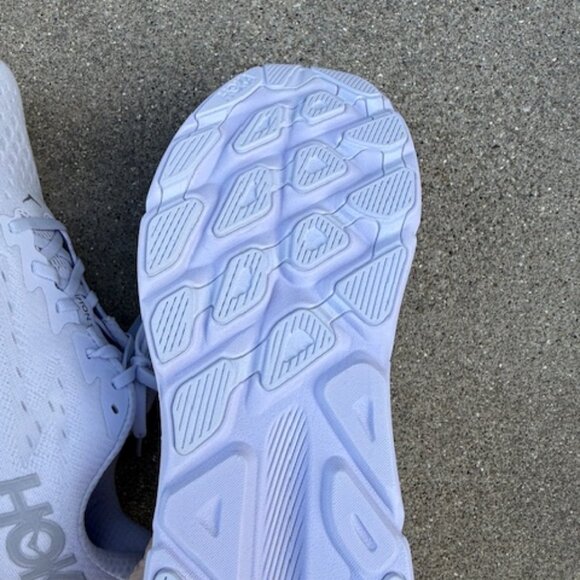 hoka clifton 9 size 11 NIB - Picture 8 of 8